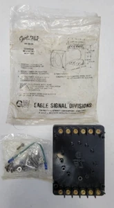 CYCL-FLEX HP 50-33 Surface Mounting Adapter HP50-33 Eagle Signal PCP-100 - Picture 1 of 7