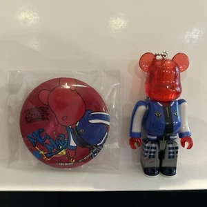 Micrófono de hipnosis Bearbrick - División de batalla de rap. Buster Bros. 100% con pin. - Imagen 1 de 7