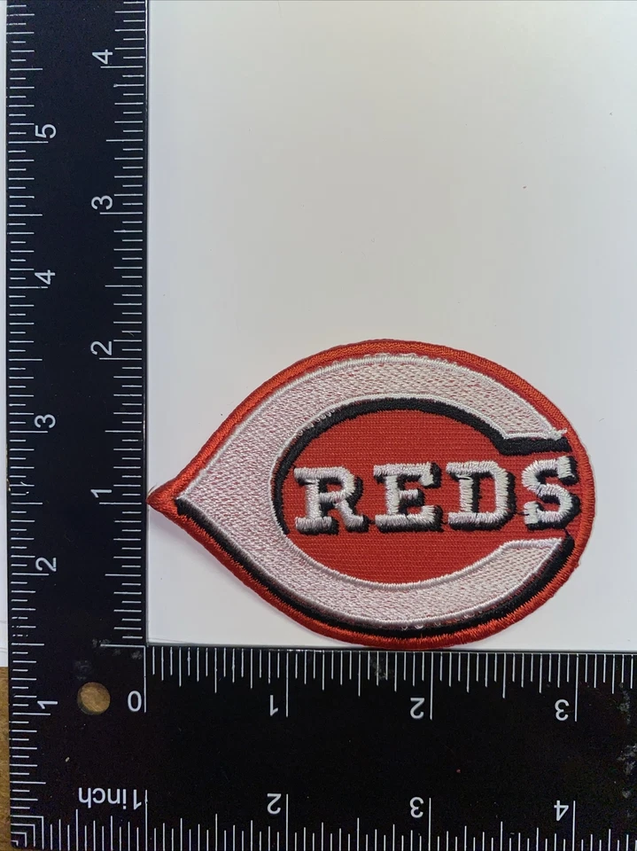 Cincinnati Reds iron on patch - Image 1 of 1
