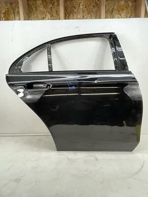 Mercedes Benz E300 E400 2017-2021 puerta trasera derecha sedán A2137320210!!DENT!! Foto 1 de 4