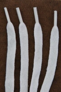Flache Schnürsenkel 180 cm x 6 mm, weiß. Kostenloser UK Versand - Bild 1 von 1