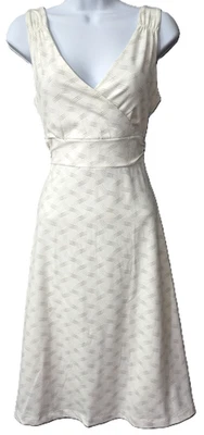 Vestido Atlético Eddie Bauer Travex S Elástico Escote en V Blanco Viaje Tenis Golf Foto 1 de 4