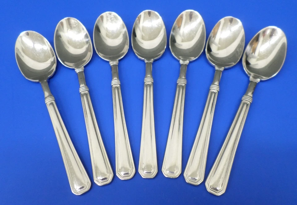 7 - Cubiertos de acero inoxidable Pfaltzgraff PROVIDENCE todos brillantes 18/8 6" CUCHARADITAS Foto 1 de 4