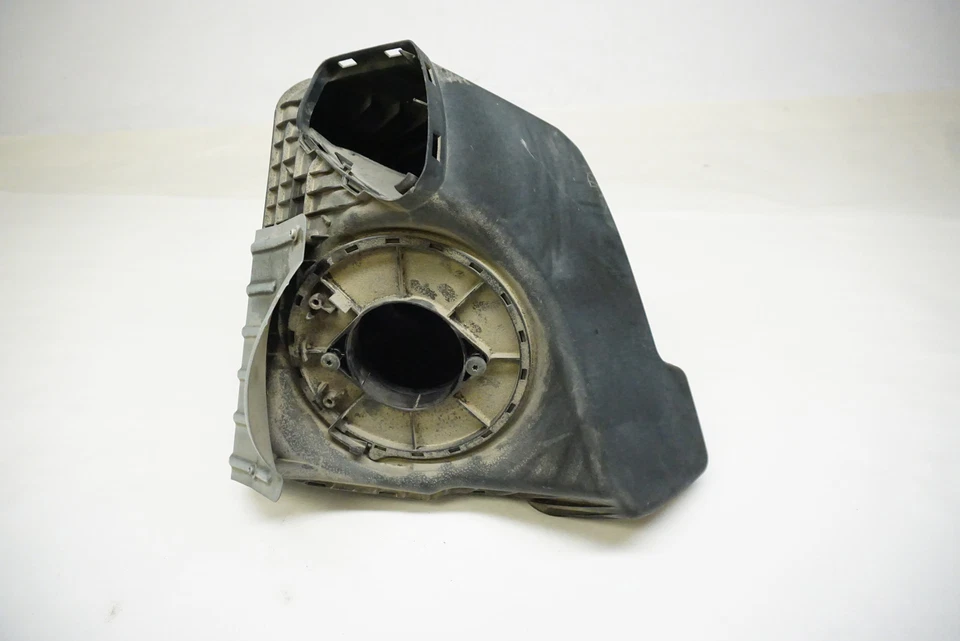 2013-2014 奥迪 A6 CAED 发动机进气盒 4G01338L — 第 1/4 张图片
