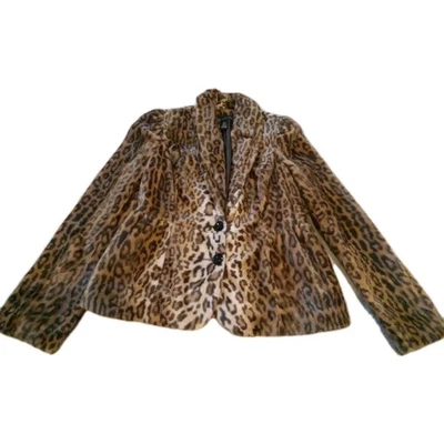 Jaqueta feminina INC International Concepts estampa de leopardo pele sintética média  - Imagem 1 de 4