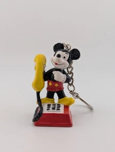Vintage Bullyland Disney Mickey Mouse Telefon Schlüsselanhänger Figur Spielzeug 2,5" - Bild 1 von 5