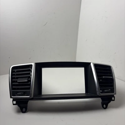 Mercedes ML350 2014 tablero pantalla central bisel moldura ventilación aire fabricante original Foto 1 de 4