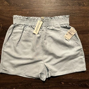 Pantalones cortos en blanco NYC mezcla de lino con cordón bolsillos pequeños azul cielo claro - Imagen 1 de 8