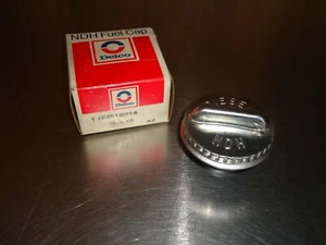 Nuevo NOS OEM GM Delco Diesel NDH tapa de combustible 22518914 camión Chevy Chevrolet GMC - Imagen 1 de 3