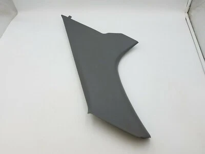Hyundai Elantra 2005 05 panel de ajuste de pilar trasero derecho gris stock de fábrica OEM Foto 1 de 4
