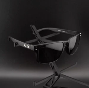 New Oakley Holbrook Polarized Sunglasses Black Matt Frame Silver Logo 03 - Picture 1 of 7
