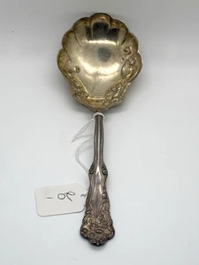 WM Rogers silverplate 1904 vintage Shell Spoon - Picture 1 of 13