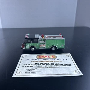 Code 3 Chicago St. Patrick’s Day Luverne Pumper 28 1/64 Preowned No Box - Picture 1 of 8