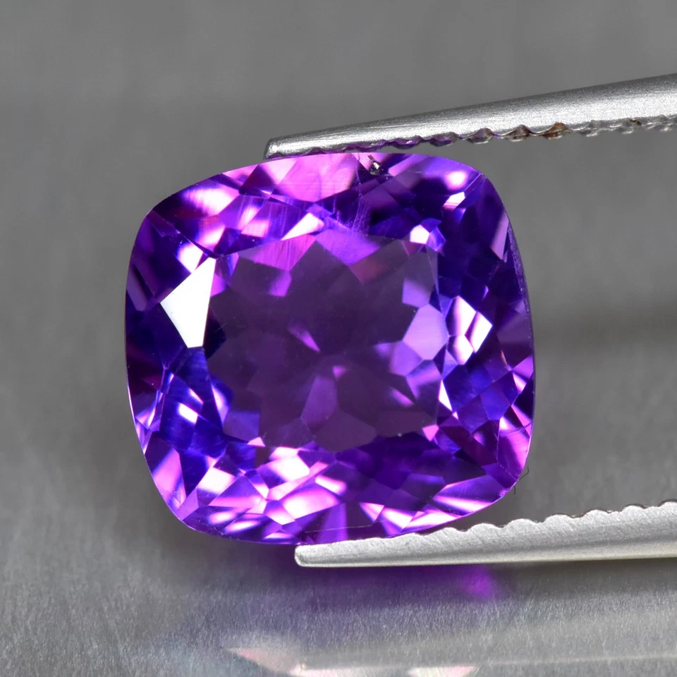 2.99Ct Cushion_Fabulous Natural Vivid Purple Amethyst Gemstone _Bolivia - Image 1 of 1