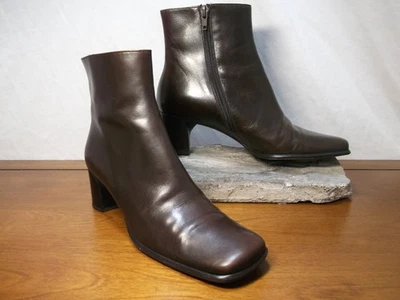 Via Spiga De Colección Italia Para Mujer Talla 7. Botines de cuero con tacón M/37,5 EU/2 pulgadas Foto 1 de 4