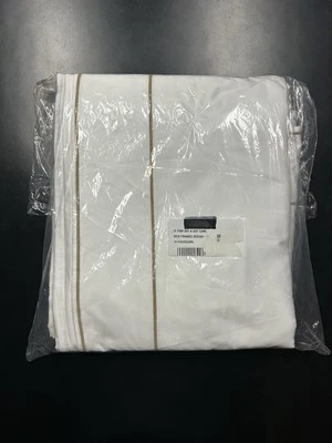 Edredón de satén de algodón con marco italiano para diestro Restauración Hardware tamaño king dorado camel Foto 1 de 4