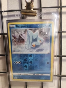 Bergmite 047/189 Swsh10: Holograma inverso de resplandor astral - Imagen 1 de 2