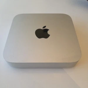 Apple Mac Mini A2348 256GB SSD, M1, 8GB RAM, Silver, 2020 Model - Afbeelding 1 van 8