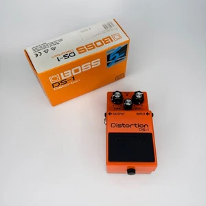 Boss DS-1 Electric Guitar Distortion Effect Pedal - Excellent Condition - Picture 1 of 4