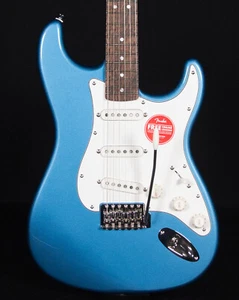 Squier Classic Vibe '60s Stratocaster®, Laurel Fingerboard, Lake Placid Blue - Picture 1 of 10
