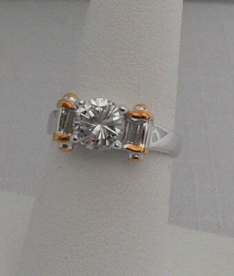 Anillo de 3 reservas Park Lane CZ solitario retirado con baguettes ¡Bonito!  Talla 7 Foto 1 de 2