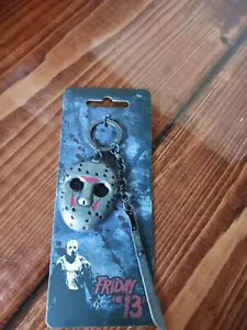 Horror Keychain - Friday The 13th - Jason Mask And Weapon - Picture 1 of 5