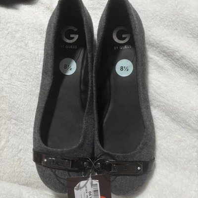 Zapatos planos grises con hebilla para mujer G by GUESS talla 9,5 Foto 1 de 3