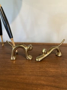 Pair of Brass Art Deco MCM Cat Kitty Sculptures Figurine Vintage Taiwan ROC - Picture 1 of 10