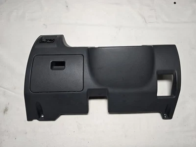 2001 - 2004 Nissan Frontier Xterra Drivers Lower Dash Panel (GRAY) 68106-7Z800 - Изображение 1 из 4