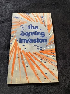 THE COMING INVASION; Ray Johnson & Donald Patten 1968 Letter to Russia + Bible - Foto 1 di 9
