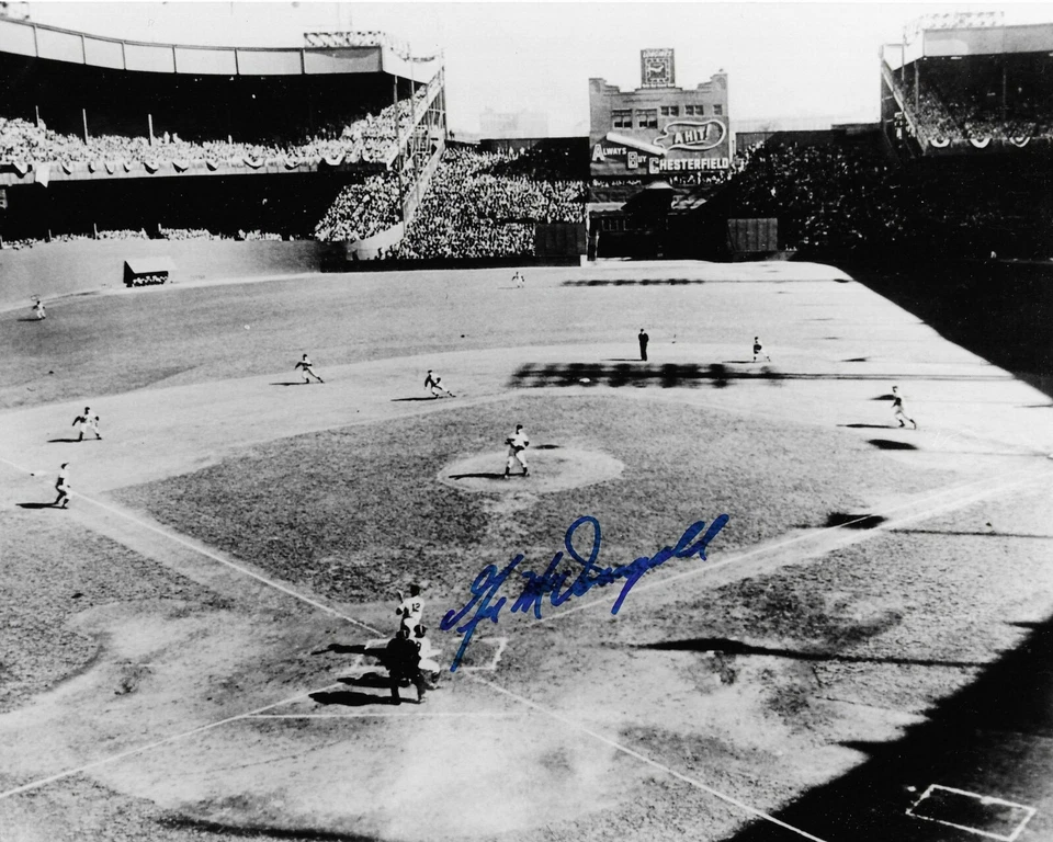 Бейсбольная фотография с автографом Джила Макдугалда 8x10 New York Yankees сертификат подлинности - Изображение 1 из 1