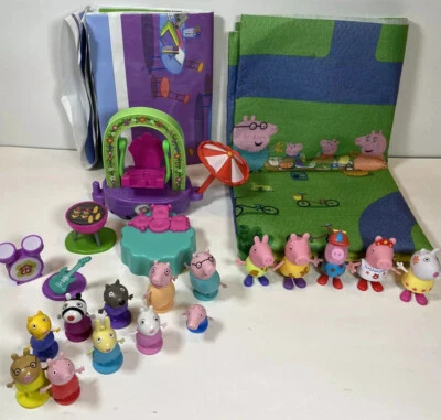 Peppa Pig & Friends Juego Figura Lote De 15 Figuras 2 PlayMats Columpio Tambor Parrilla Foto 1 de 4