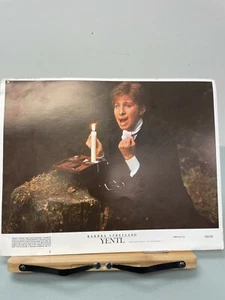 Barbra Streisand Yentl - 11x14 - Poster Photo 1983 #1 Ladbroke Entertainment - Picture 1 of 4