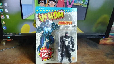 Винтаж 1990 Toybiz Marvel Super Heroes Venom w/Living Skin как новый на картонке MOSC Charan Toy - Изображение 1 из 2