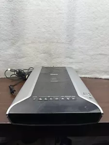 Canon CanoScan 8800F USB Flatbed Color Photo Film Document Scanner Desktop Works - Picture 1 of 15