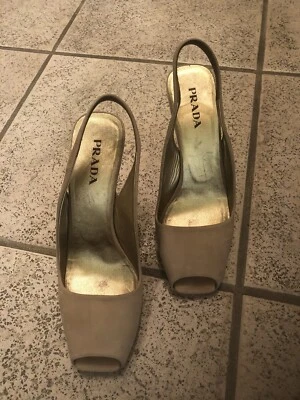 **PRADA**NATURAL**PEEP TOE**SLINGBACK**WEDGE** Foto 1 de 4