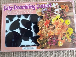 JEM TWO SET Cake Decorating Cutters (Flowers) - Picture 1 of 4