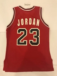 Champion 1980s Michael Jordan NBA Authentic Chicago Bulls Jersey Size 44 - Picture 1 of 2