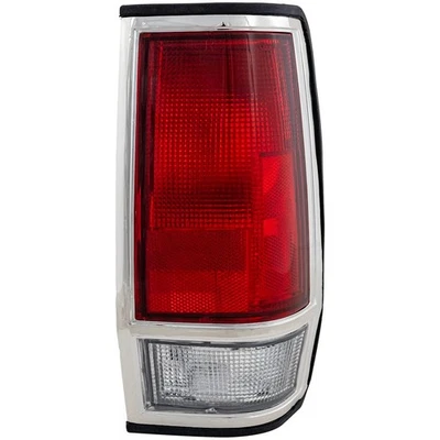 Luz trasera para 85-86 Nissan 720 lado pasajero con moldura cromada Foto 1 de 4