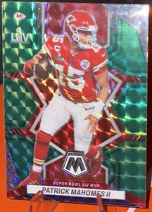 🔥Patrick Mahomes⭐️Prizm Green💥SB Logo⭐️Holofoil Refractor🔥KC CHIEFS🔥⭐️🚀 - Bild 1 von 6
