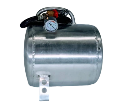 Воздушный бак 2,5 галлона алюминия 120 фунтов на кв. дюйм с датчиком производительности Granatelli 900103 - Изображение 1 из 4