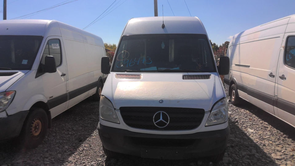 Capó MERCEDES SPRINTER 25 10 11 12 13 Foto 1 de 4