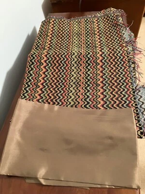 Tela de tapicería Baggello, hecha a máquina, con tela sintética complementaria (oliva Foto 1 de 3