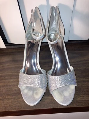 Pierre Dumas Heels Silver Jeweled Size 7M - Image 1 of 4