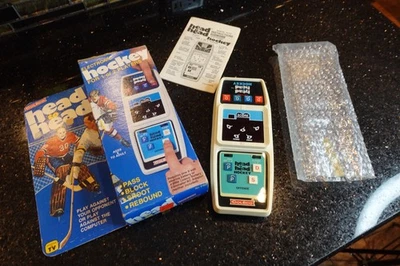 Vintage COLECO HOCKEY  Handheld Electronic tabletop Video Arcade game A2  RARE - image 1 of 4