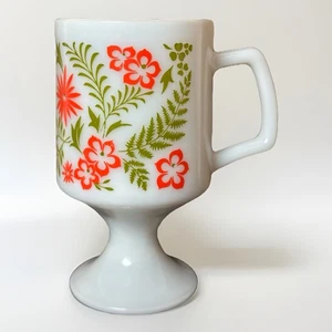 Vintage 1970’s Milk Glass Pedestal Mug Corningware ‘Flower Power, Groovy’ Mug - Picture 1 of 7