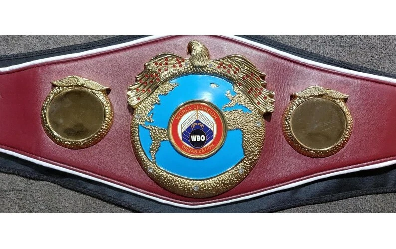 Réplica de cinturón del Campeonato Mundial de Boxeo de la OMB - Cinturón título de boxeo MMA Foto 1 de 4