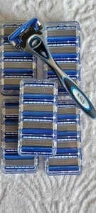 Schick Hydro 5 Rasierer Mine 5 Patronen 1 Rasierer mit 1 Klinge, insgesamt 21 unverpackt - Bild 1 von 7
