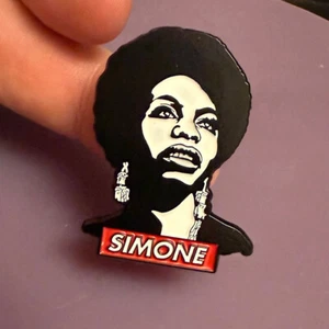 Nina Simone enamel Pin Lapel - Jazz - Civil Rights Sinnerman Young Gifted Black - Picture 1 of 4