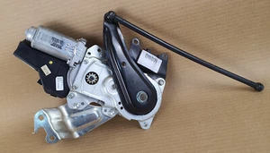 Toyota Sienna 2011-2014 Tailgate Liftgate Pull down Motor 68910-08020 Oem Used - Picture 1 of 16